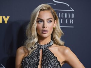 Paris Hilton Black Hair